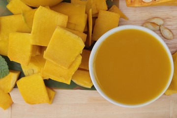 Pumpkin juice tasty and  fresh pumpkin sliced.