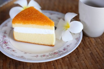 Gold Egg Yolk Thread Cakes