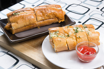 sausage bread with ketchop