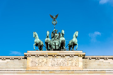 Obraz premium Detail of the Quadriga on top of the Brandenburger Tor in Berlin