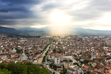 Fototapeta na wymiar viewpoint to the city of prizren, kosovo