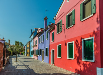 Fototapeta na wymiar Colorful old houses on the Island of Burano near Venice, Italy