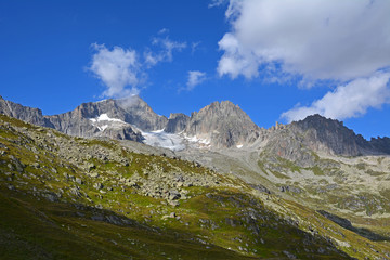 Fototapeta na wymiar Galenstock und Bielenhorn, Urner Alpen