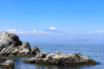 Fototapeta na wymiar 森戸海岸からの富士山