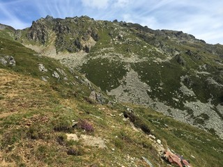 montagne in bregaglia valle svizzera