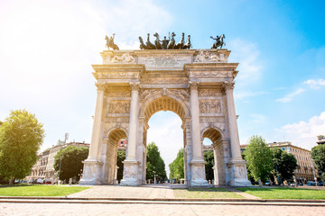 Fototapeta premium Simplon roman city gate in Milan city in Italy