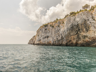 Fototapeta na wymiar salento coast, rocky cliff in apulia, south italy