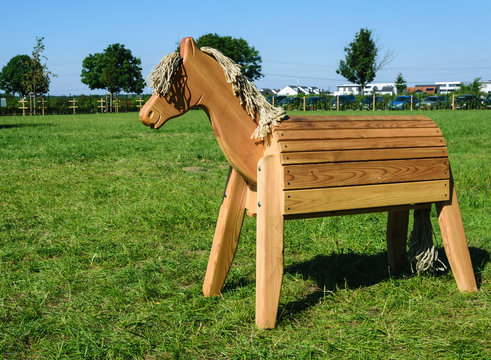 Holzpferd