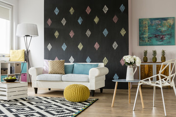 Way to change your wall every day