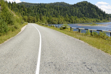 Tract passing along the river.