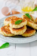 Cottage cheese pancakes with honey