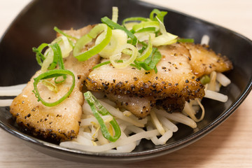 Roasted pork with black pepper
