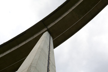Elevated expressway. The curve of suspension bridge