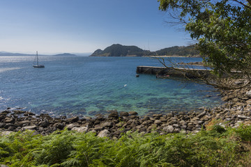 Puerto de la Isla de Montefaro (Islas Cies, Pontevedra - España).