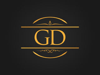 Luxurious Circle Ornament