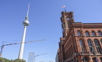 Fototapeta na wymiar City hall of Berlin and TV Tower