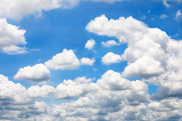 Fototapeta premium Bright blue sky with white clouds
