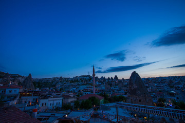 Obraz premium Goreme town on sunset in Cappadocia