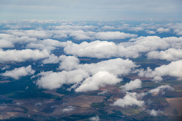 Полет над облаками