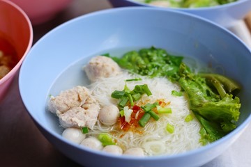 Spicy noodle soup, Noodle soup, Fish ball noodles.