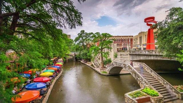 San Antonio, Texas, USA River Walk.