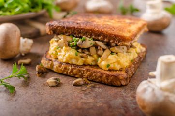 French toast scrambled eggs