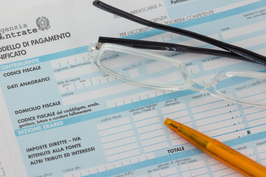 Modulo per la compilazione della dichiarazione dei redditi