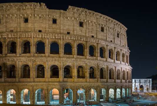 Coliseo de noche, Roma II