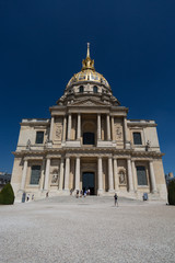 Fototapeta na wymiar Domes des Invalides