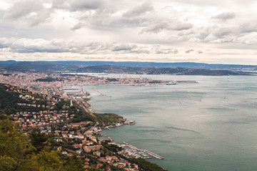 windy day in the gulf of trieste