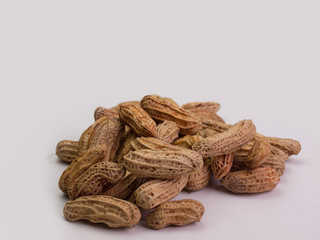 Boil peanut in the shell