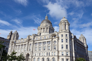Obraz premium Liverpool city centre - Three Graces, buildings