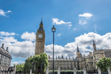 Big Ben and Westminster Palace, London, UK with blue sky and clouds - obrazy, fototapety, plakaty