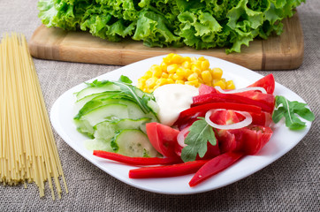 Fresh vegetarian salad of raw vegetables without heat treatment