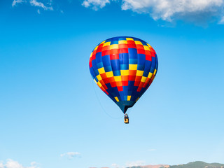 Fototapeta premium Balony i błękitne niebo