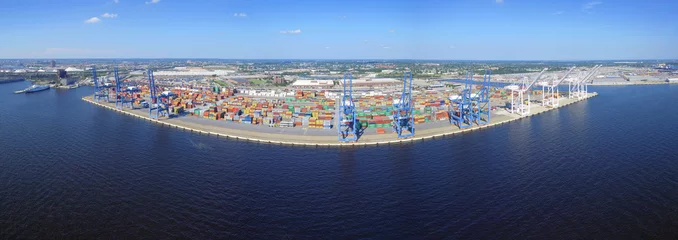 Zelfklevend Fotobehang Aerial panoramic image of Port Baltimore © Felix Mizioznikov