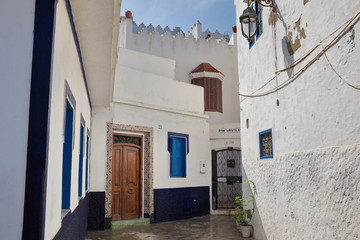 Ruelles blanches et bleues, Maroc