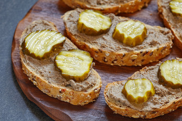 bread with liver pate