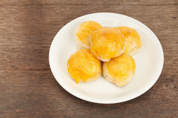 Traditional Chinese cake,  Egg yolk shortcake
