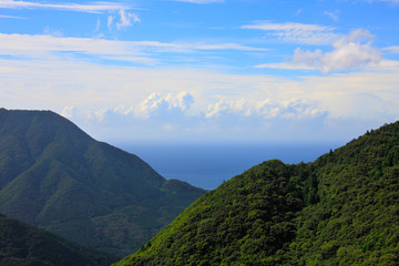 屋久島の山並 