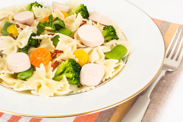Farfalle with Carrots, Beans, Broccoli and Sausage
