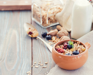 Granola with berries