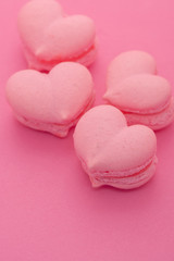 Fototapeta premium cookies in the shape of hearts pink