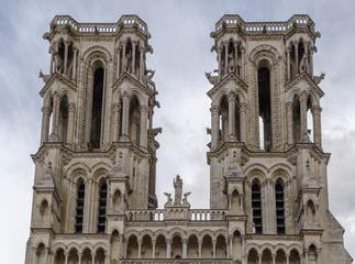 Fototapeta na wymiar Laon Cathedral, France
