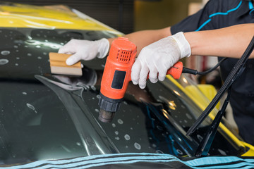 Windshield protection film installation series : Heat shrinking film