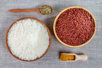 рис и специи для приготовления плова