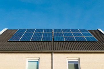 houses with solar panels