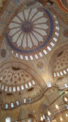Fototapeta na wymiar Sultan Ahmed Mosque indoor