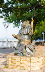 Sculpture "Learned Cat" on Gelendzhik promenade