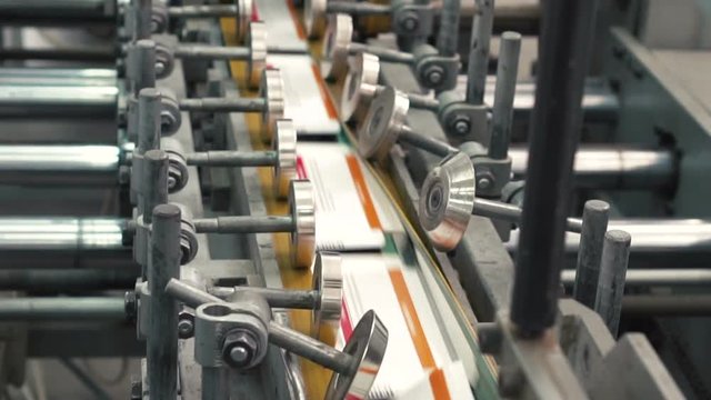 printing_machine_at_work _5